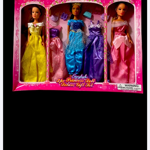 Girls toys Christmas. Brand new but box is a little squeezed. - Picture 1 of 2